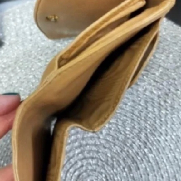 Chanel Carvier Leather Wallet - Picture 4 of 7